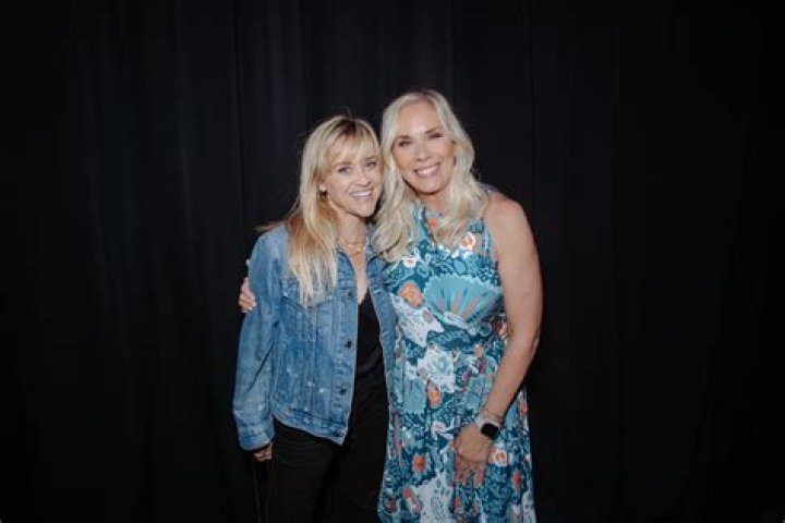 How Old Is Leanne Morgan? Uncovering The Comedian's Age