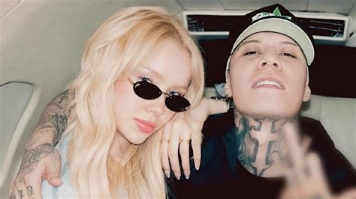 Santa Fe Klan y su novia Maya Nazor tienen a su beb&eacute; N+