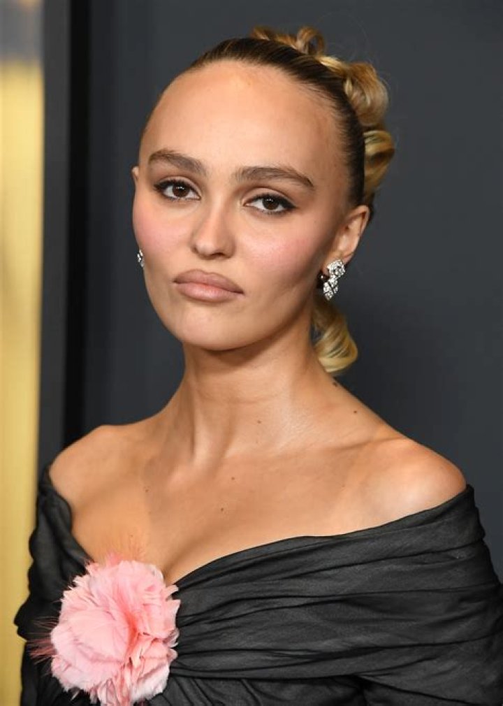 Unveiling Lily Rose Depp's Net Worth, Age, Weight, And More: A Comprehensive Insight